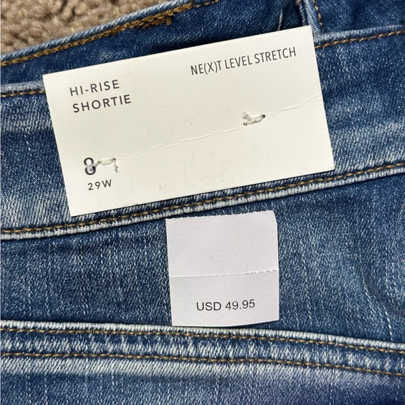 American Eagle Shorts Size 8 - Picture 3 of 4